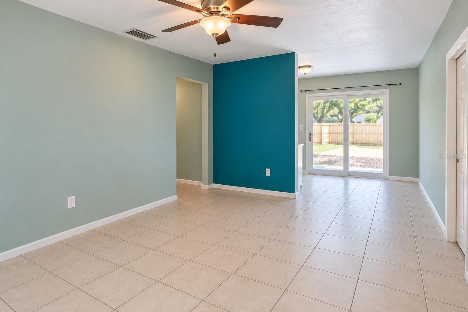 Single Family Residence at 800 DORADO AVE, ORLANDO, photo 7 of 11