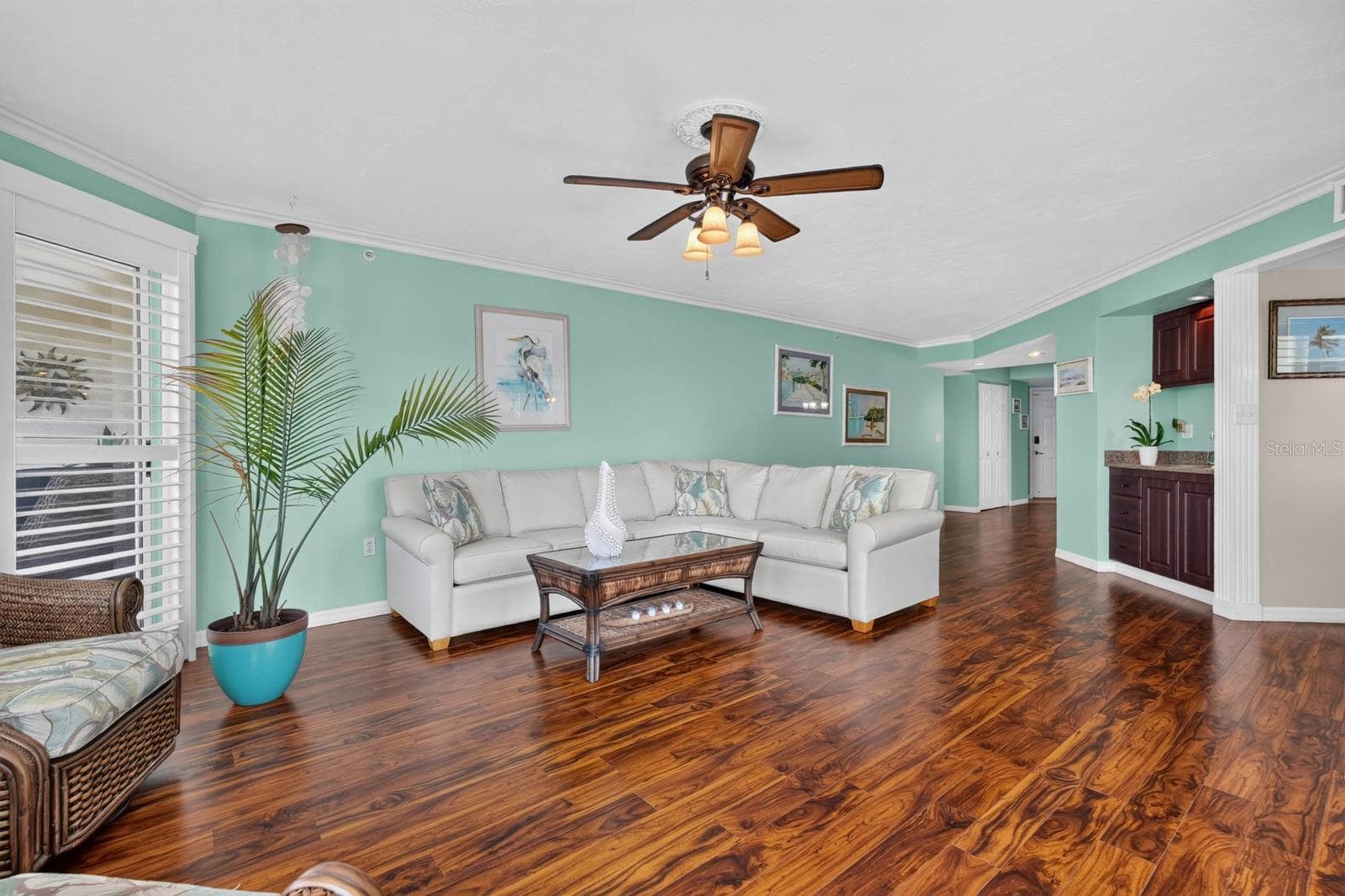 LIVING ROOM - 1 JOHN ANDERSON DR #301, ORMOND BEACH