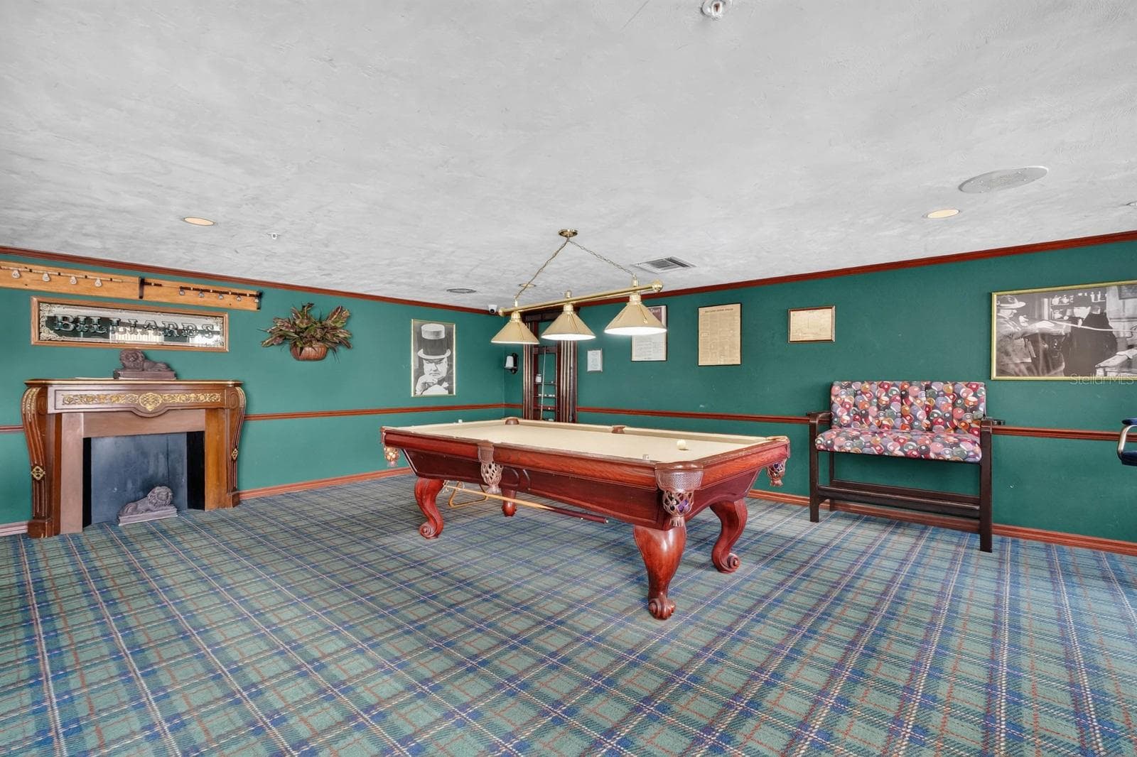 BILLIARD ROOM - 1 JOHN ANDERSON DR #301, ORMOND BEACH