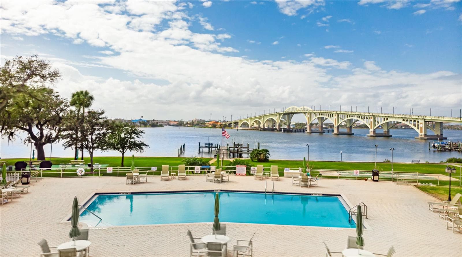 POOL & DECK - 1224 S PENINSULA DR #415, DAYTONA BEACH