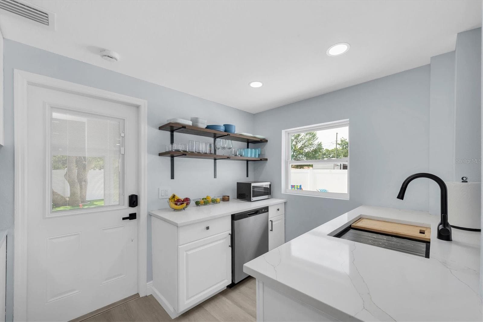 Single Family Residence at 4000 46TH ST N, ST PETERSBURG, photo 10 of 33
