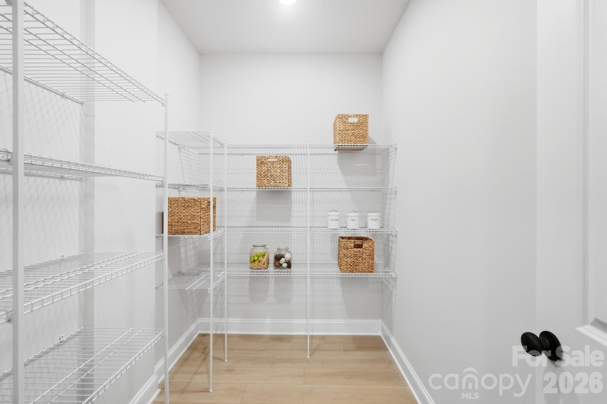 Oversized Pantry - Monroe