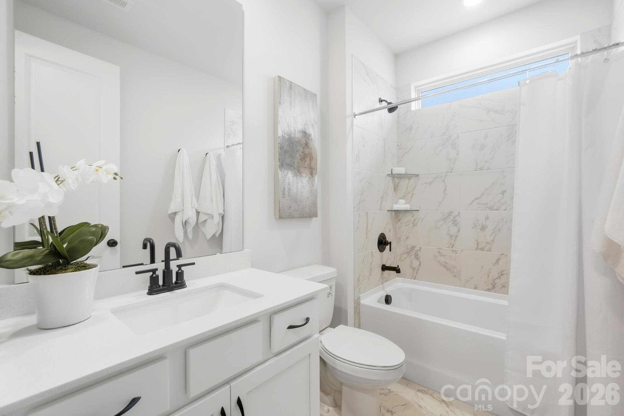 Downstairs Bath - Monroe