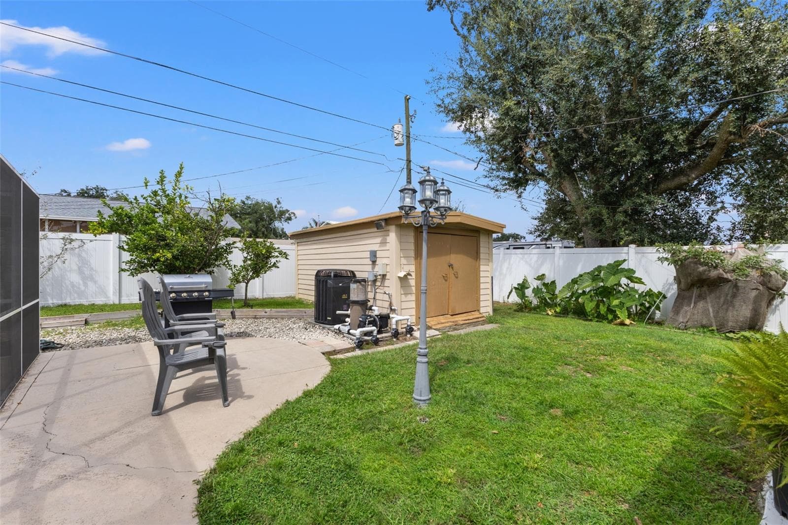 Single Family Residence at 314 S FILLMORE ST, BEVERLY HILLS, photo 49 of 57