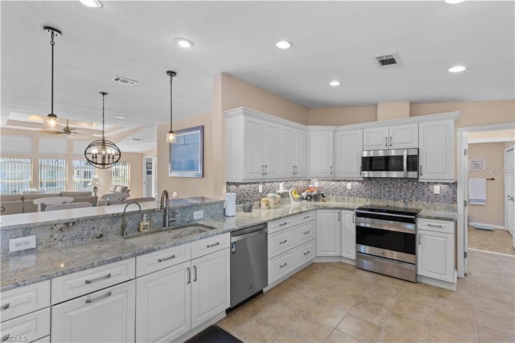 Manufactured Home at 1000 KINGS HWY #438, PORT CHARLOTTE, photo 5 of 45