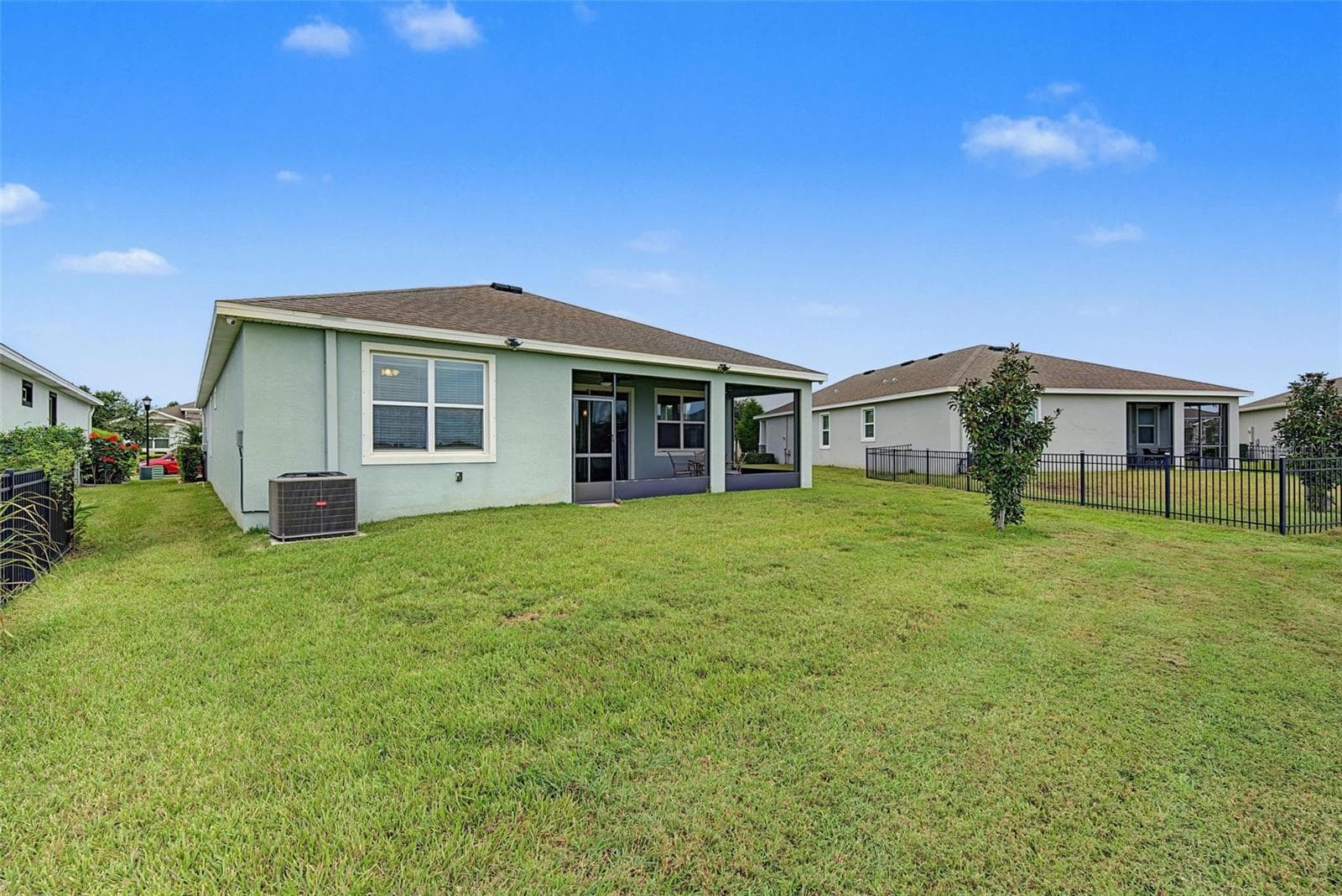 Single Family Residence at 13338 WATERLEAF GARDEN CIR, RIVERVIEW, photo 32 of 66