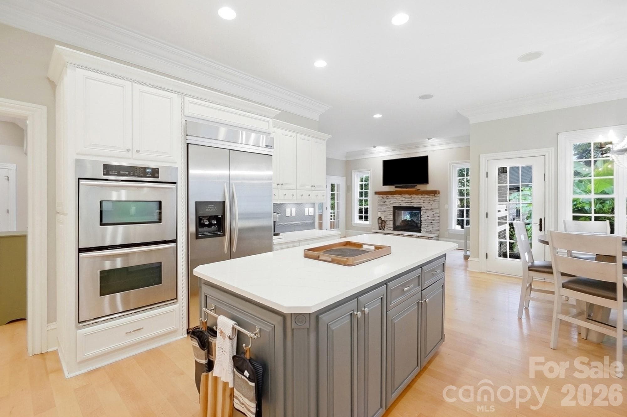 Chef's Dream Kitchen - 2930 Sweetgrass Lane, Monroe