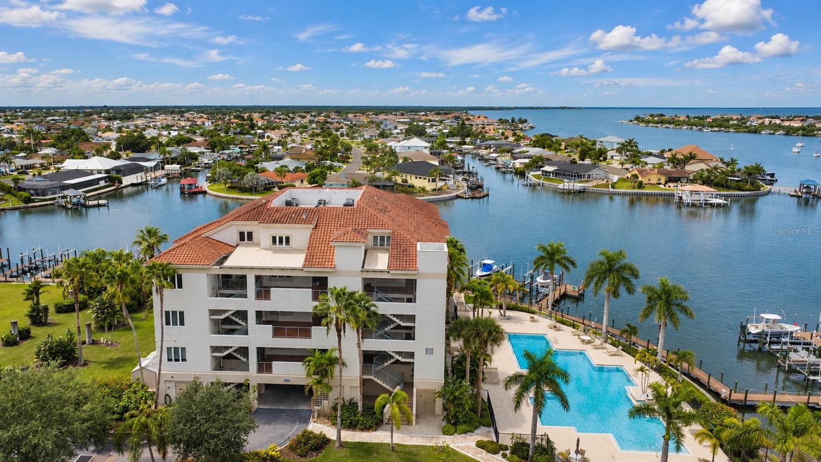 Condominium at 1003 BELLASOL WAY #9202, APOLLO BEACH, photo 3 of 53