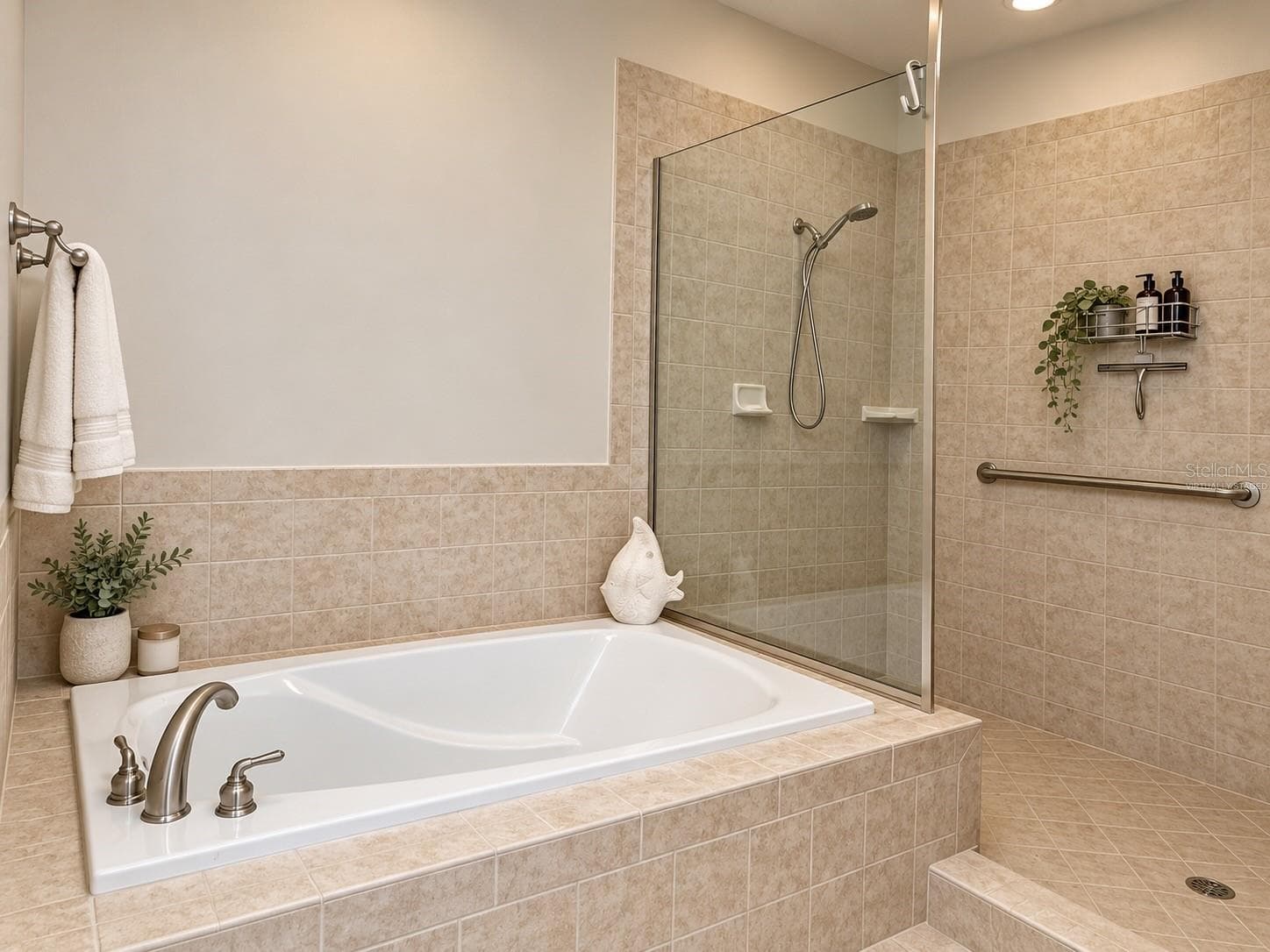 Condominium at 1003 BELLASOL WAY #9202, APOLLO BEACH, photo 29 of 53