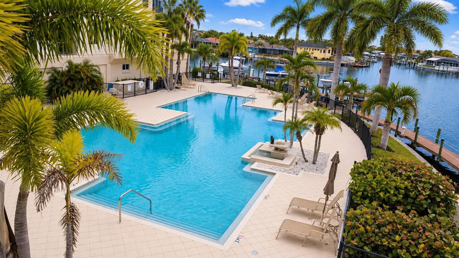 Condominium at 1003 BELLASOL WAY #9202, APOLLO BEACH, photo 42 of 53