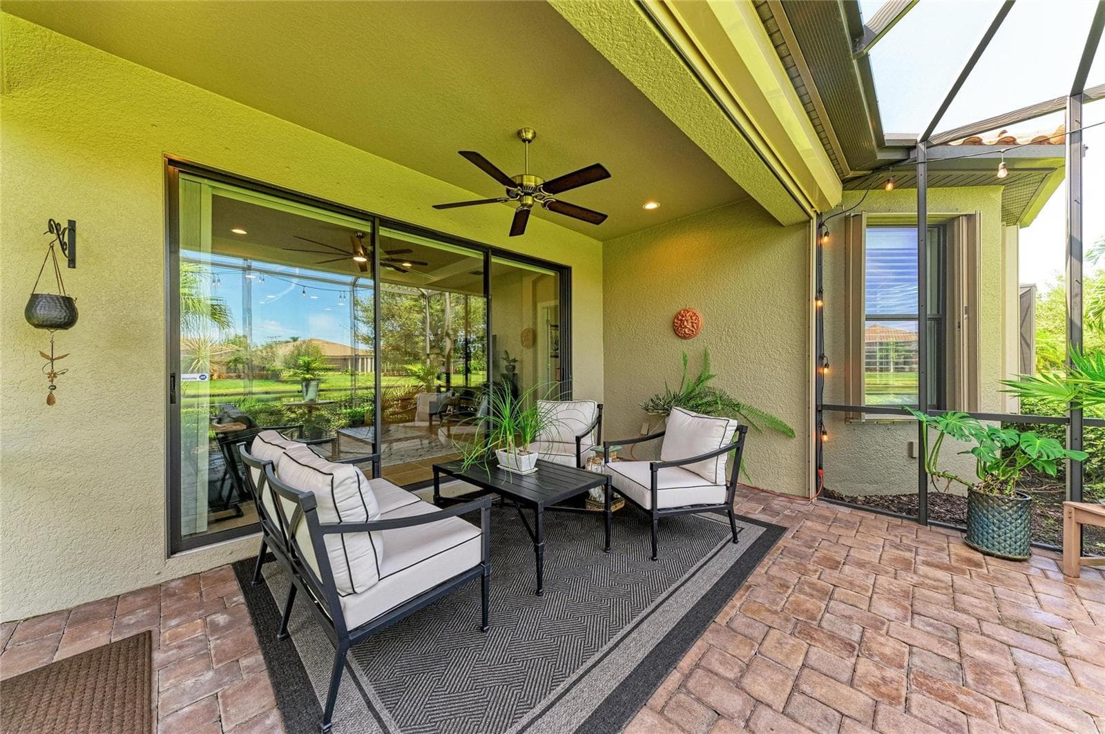 Single Family Residence at 13119 PRIMA DR, BRADENTON, photo 41 of 92