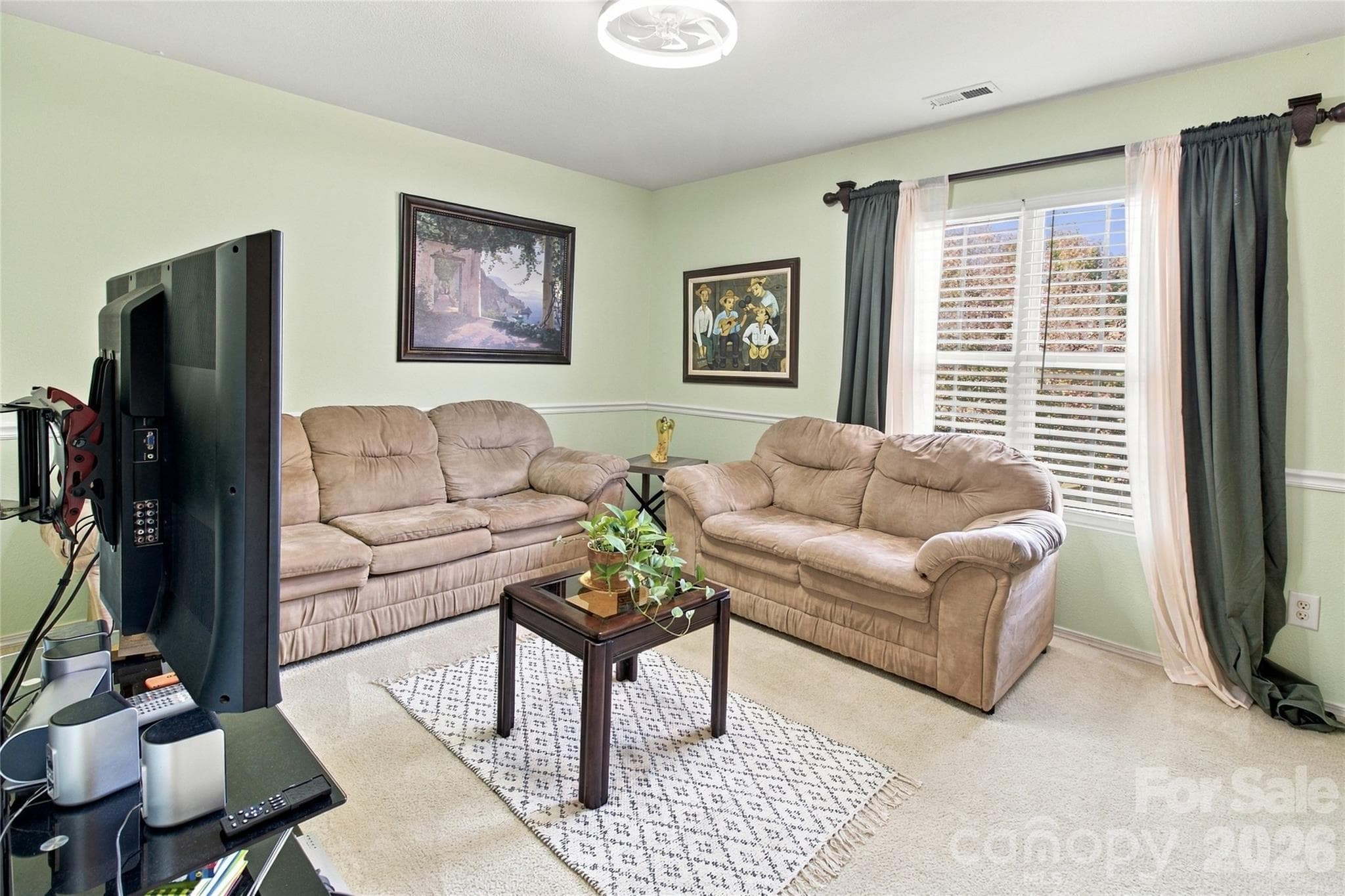Single Family Residence at 968 Willow Creek Drive, Gastonia, photo 14 of 28
