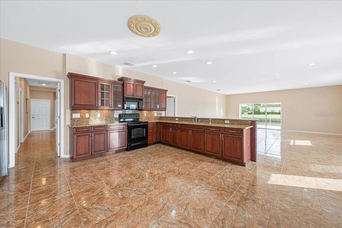 Single Family Residence at 5501 CLIPPER CT, NEW PORT RICHEY, photo 75 of 100