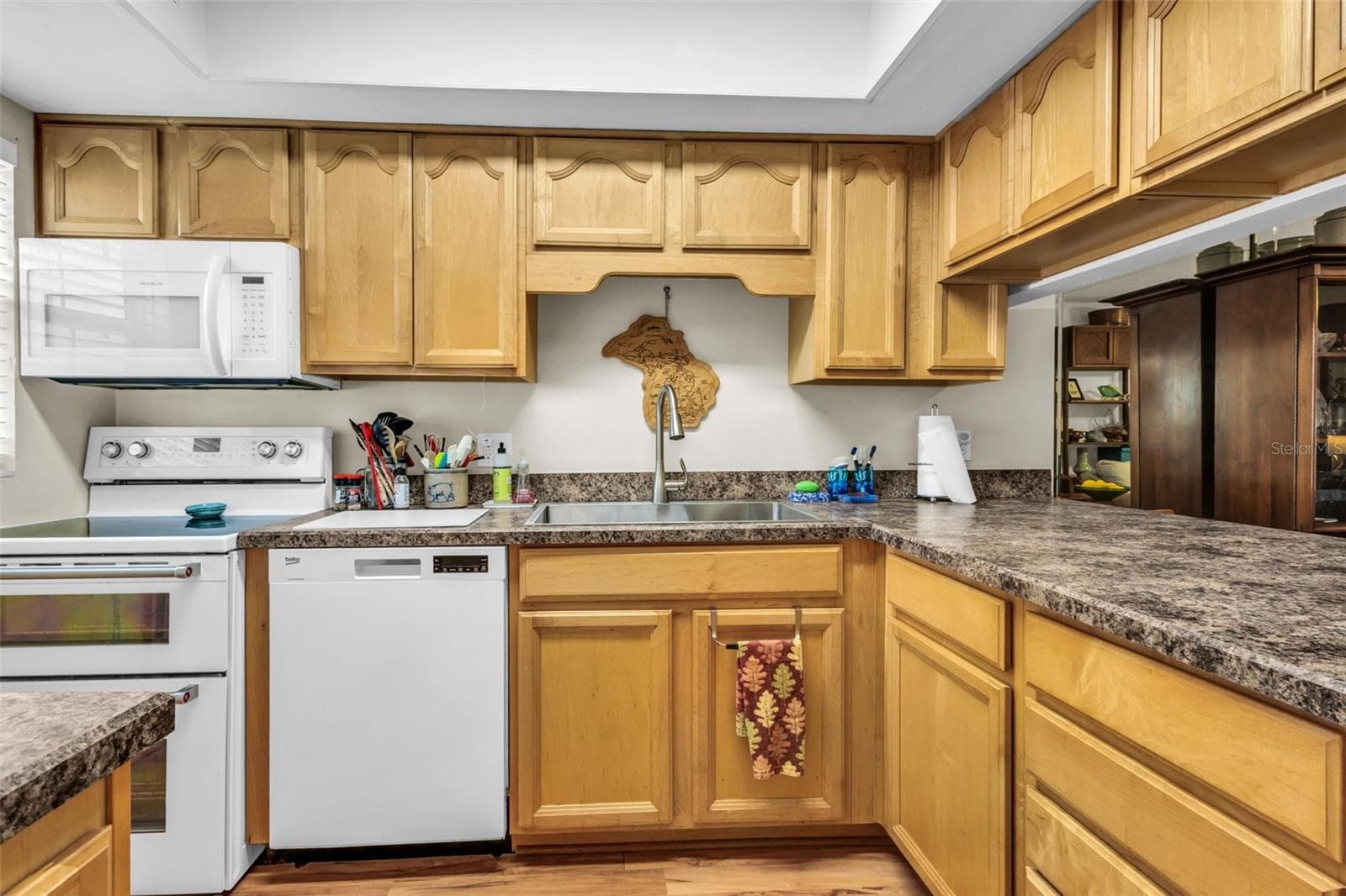 Kitchen 3 - 3811 N OAK DR #E51, TAMPA