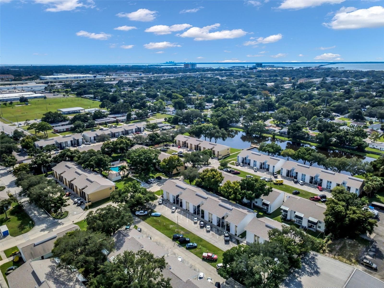 Condominium at 3811 N OAK DR #E51, TAMPA, photo 32 of 34