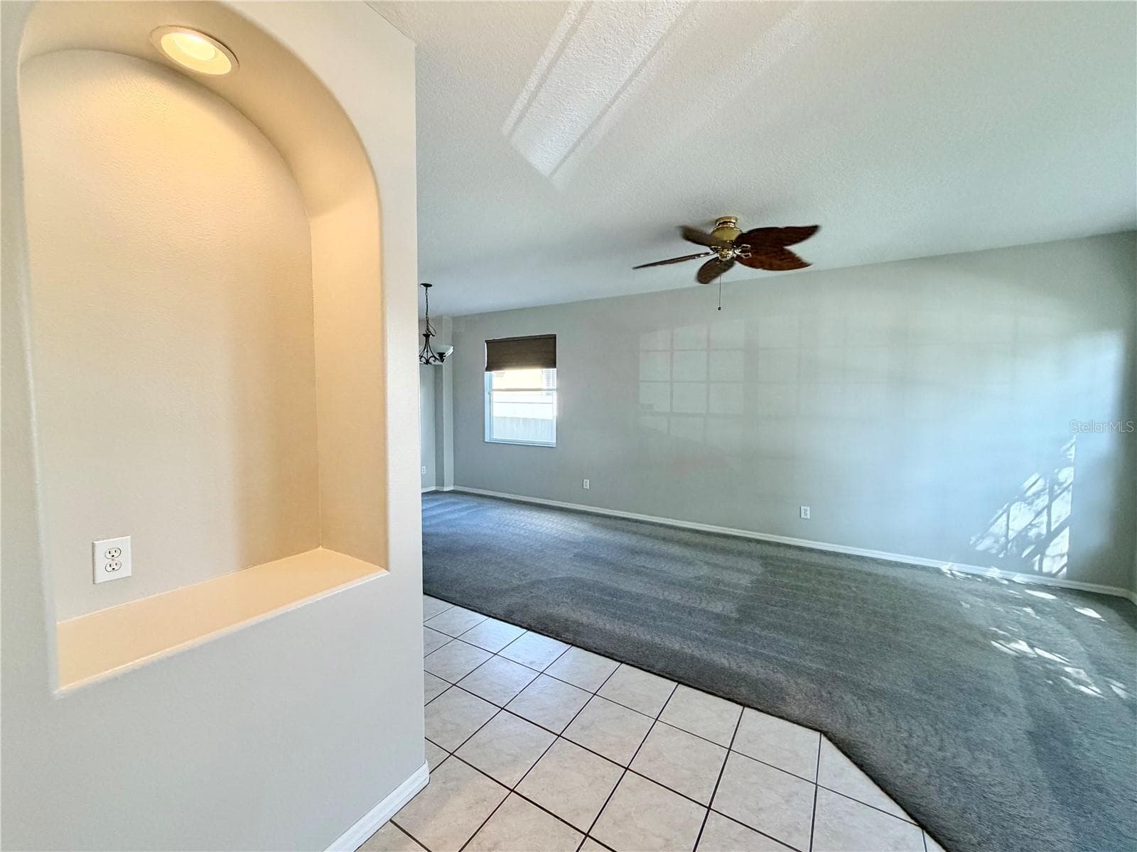 Single Family Residence at 3961 SHAWN CIR, ORLANDO, photo 2 of 24
