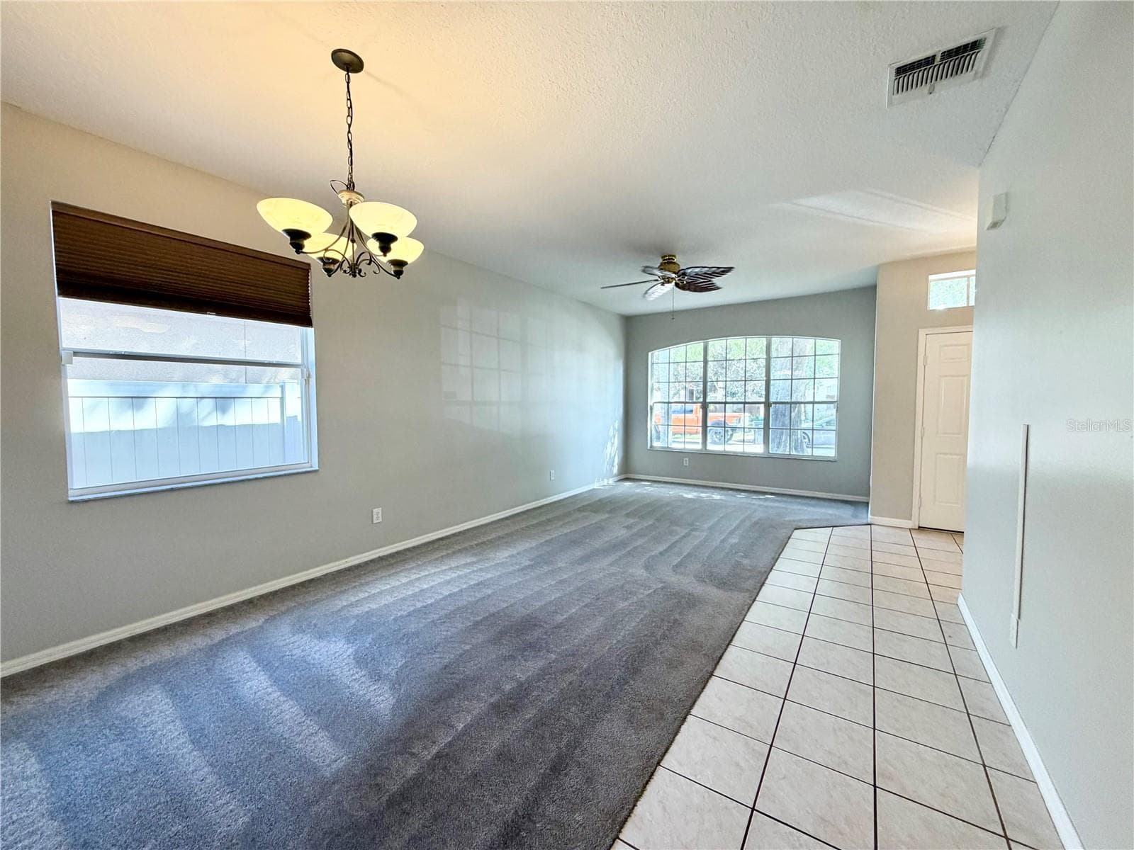 Single Family Residence at 3961 SHAWN CIR, ORLANDO, photo 3 of 24