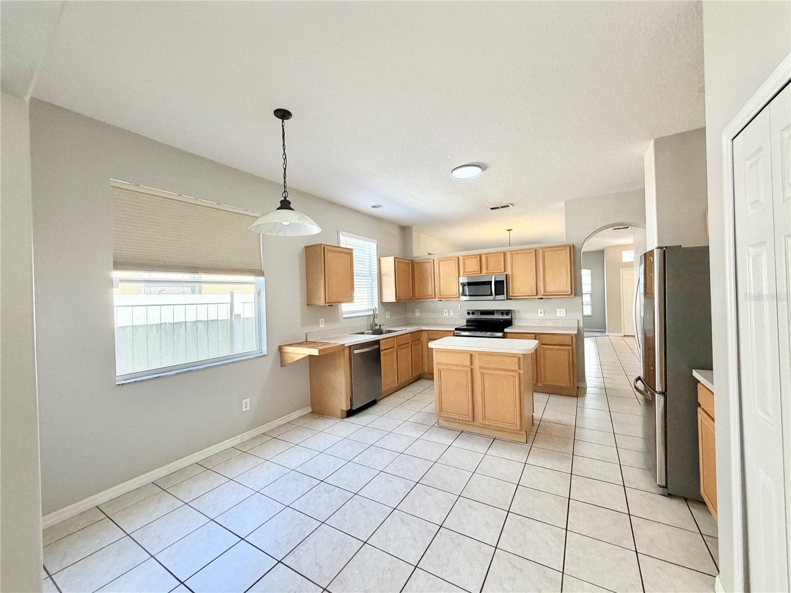 Single Family Residence at 3961 SHAWN CIR, ORLANDO, photo 5 of 24