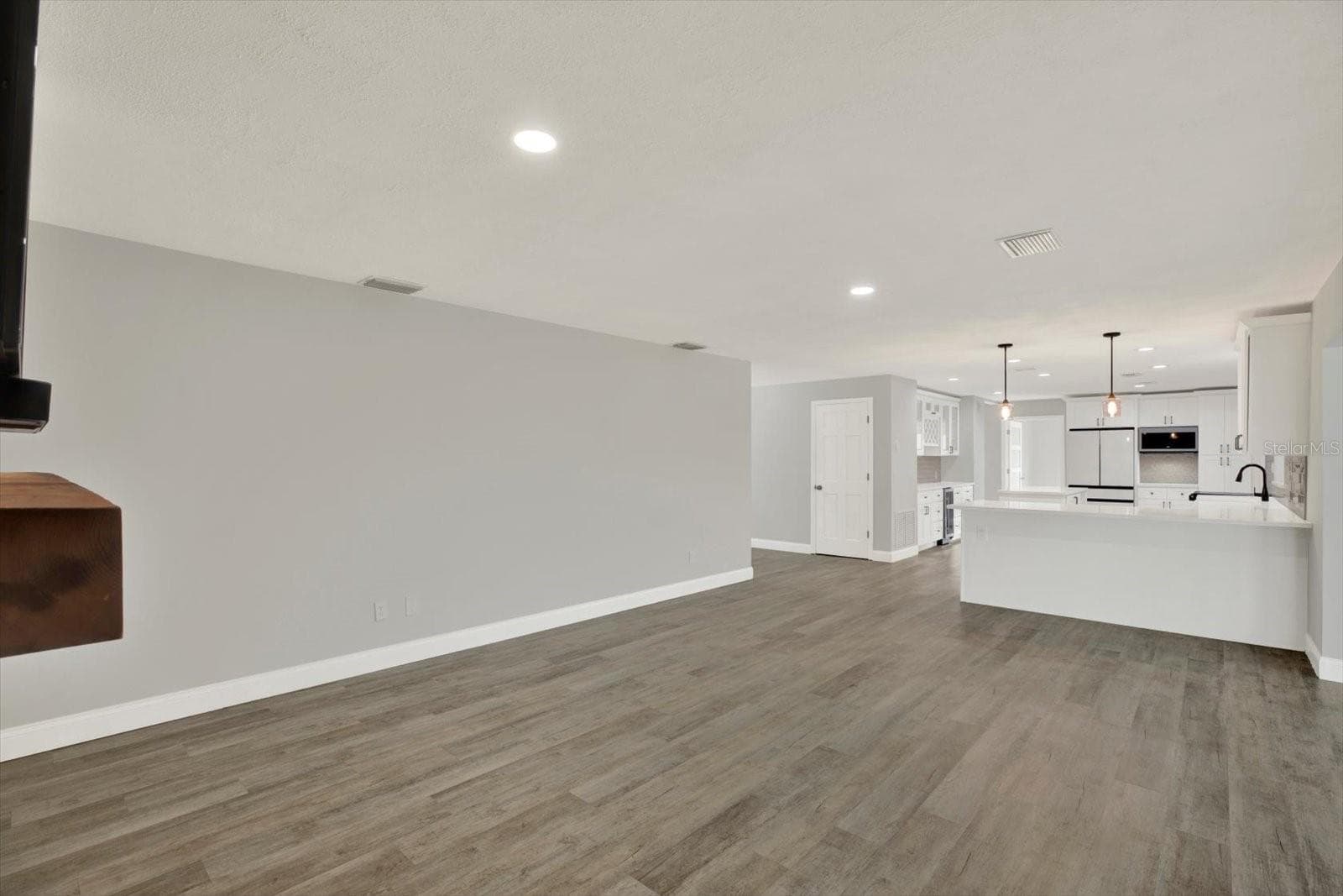 Single Family Residence at 14380 PASSAGE WAY, SEMINOLE, photo 16 of 74