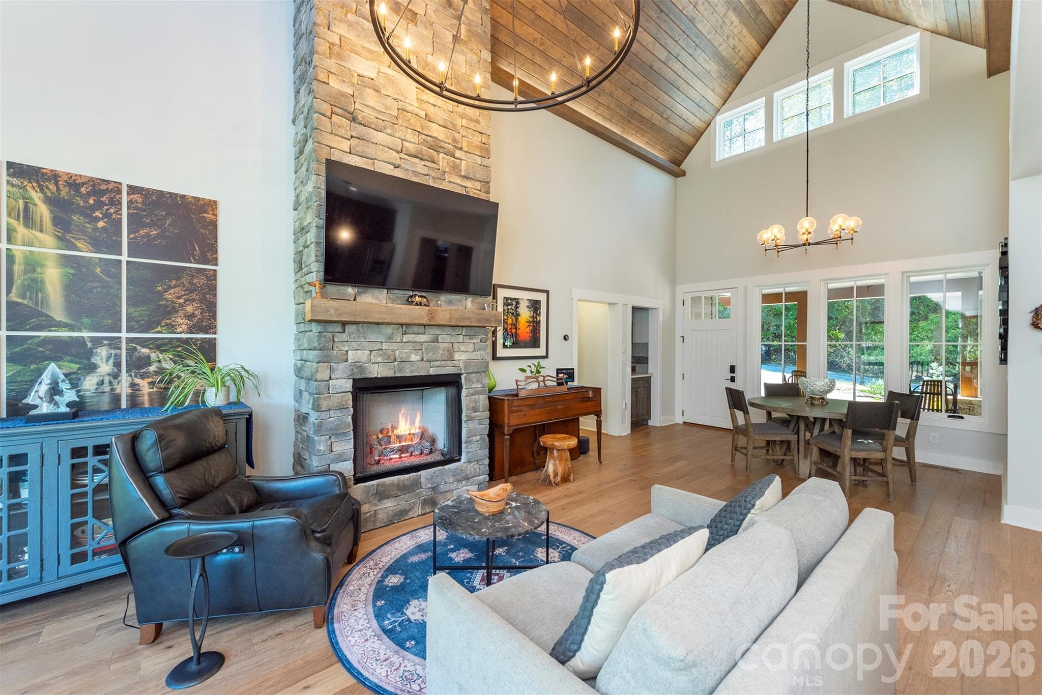 Single Family Residence at 18 Old Lafayette Lane, Black Mountain, photo 10 of 46