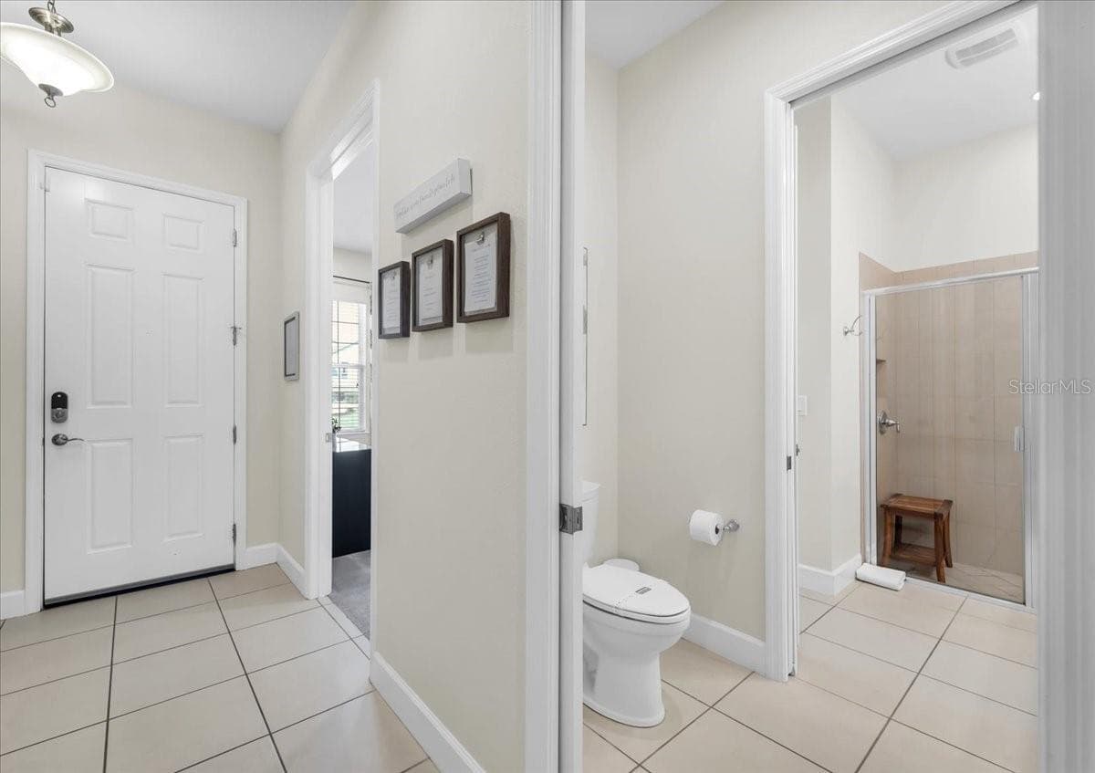 Townhouse at 390 CAPTIVA DR, DAVENPORT, photo 18 of 103