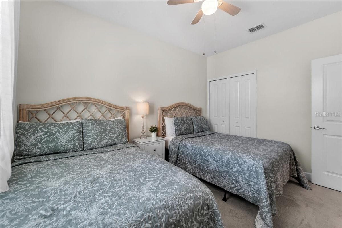 Townhouse at 390 CAPTIVA DR, DAVENPORT, photo 44 of 103