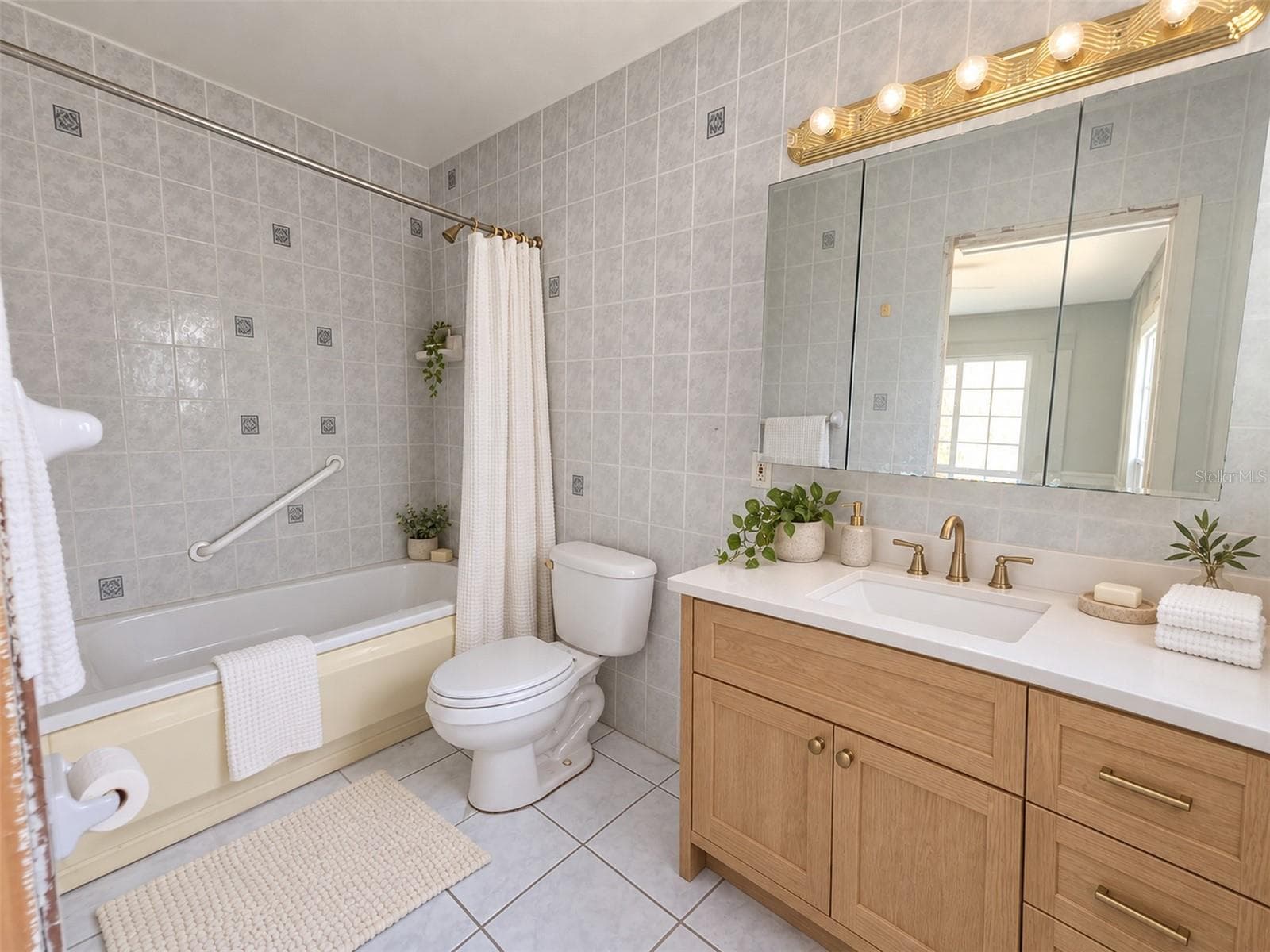 Virtual Rehab - 13401 1ST ST E, MADEIRA BEACH