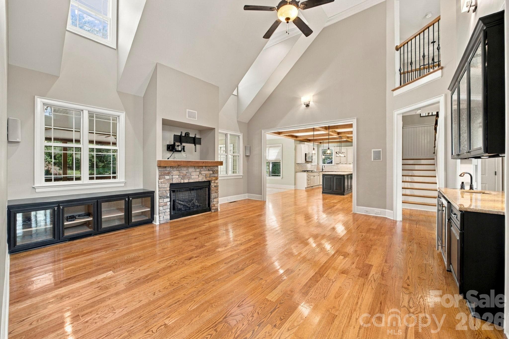 2 Story Greatroom with wet bar - 7481 Brotherton Road, Denver