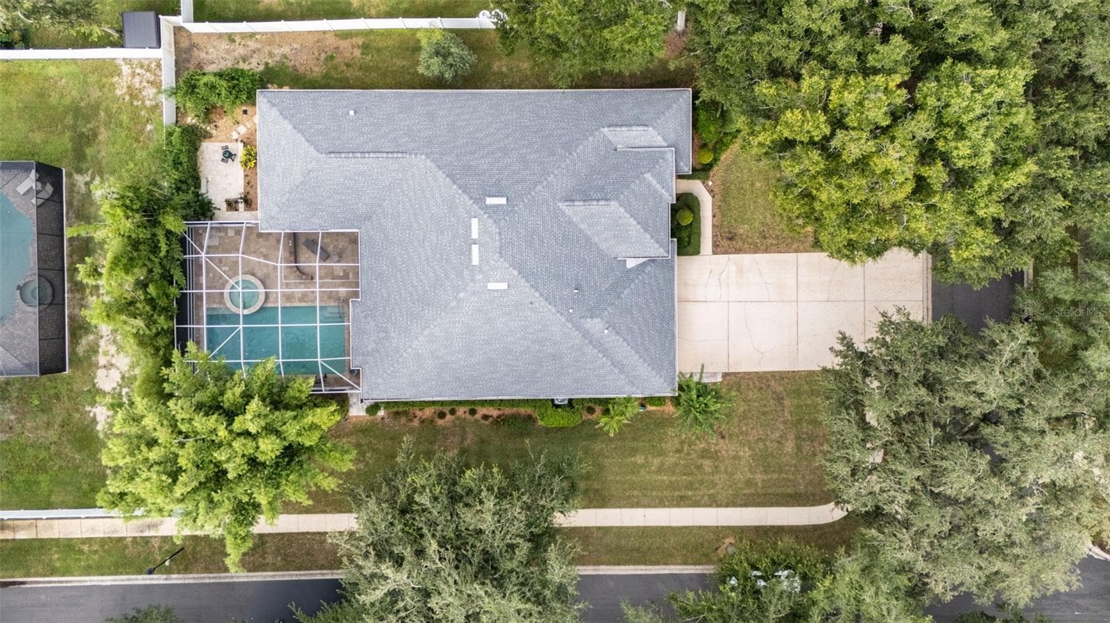 Single Family Residence at 28 CAMELOT RIDGE DR, BRANDON, photo 66 of 70