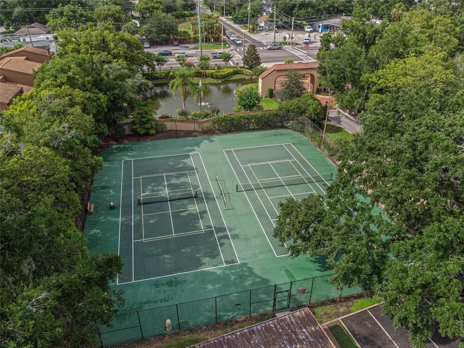 Tennis courts - 1266 SAINT TROPEZ CIR #1266, ORLANDO