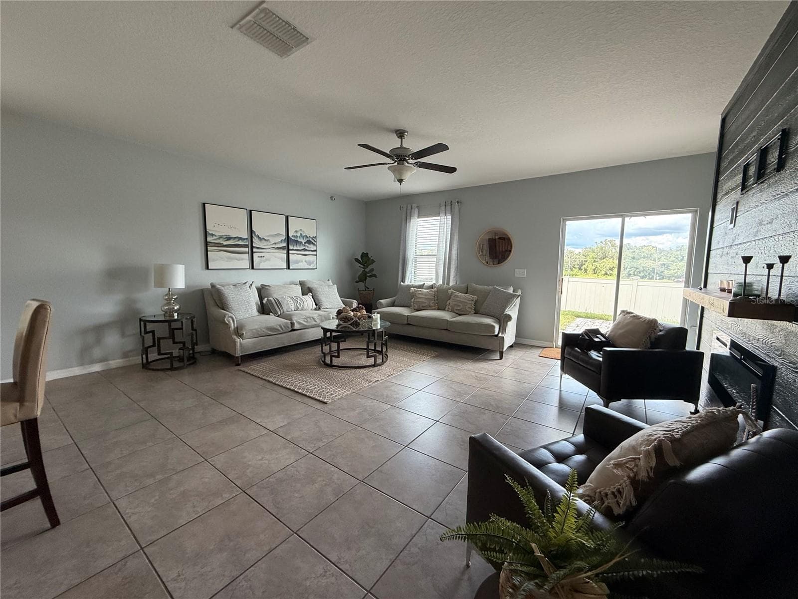 Single Family Residence at 3908 KEARSNEY ABBEY CIR, DOVER, photo 18 of 80