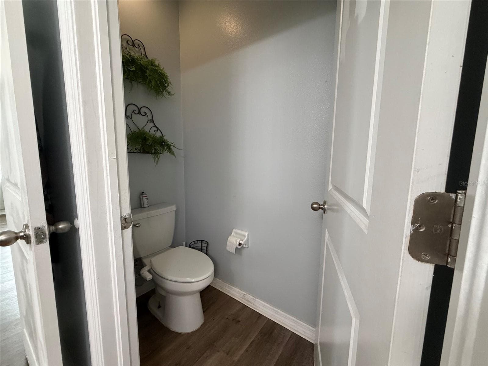 Single Family Residence at 3908 KEARSNEY ABBEY CIR, DOVER, photo 26 of 80
