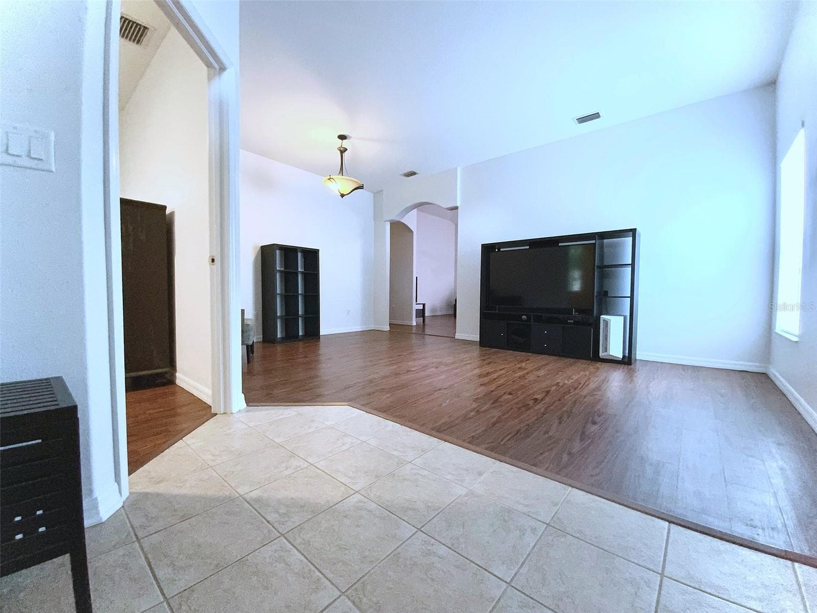Single Family Residence at 4041 LANGDRUM DR, WESLEY CHAPEL, photo 3 of 29