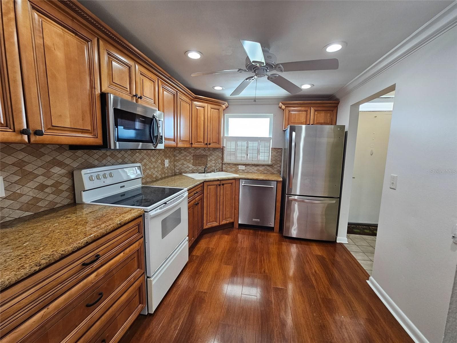Condominium at 5980 SHORE DR S #901, GULFPORT, photo 4 of 45
