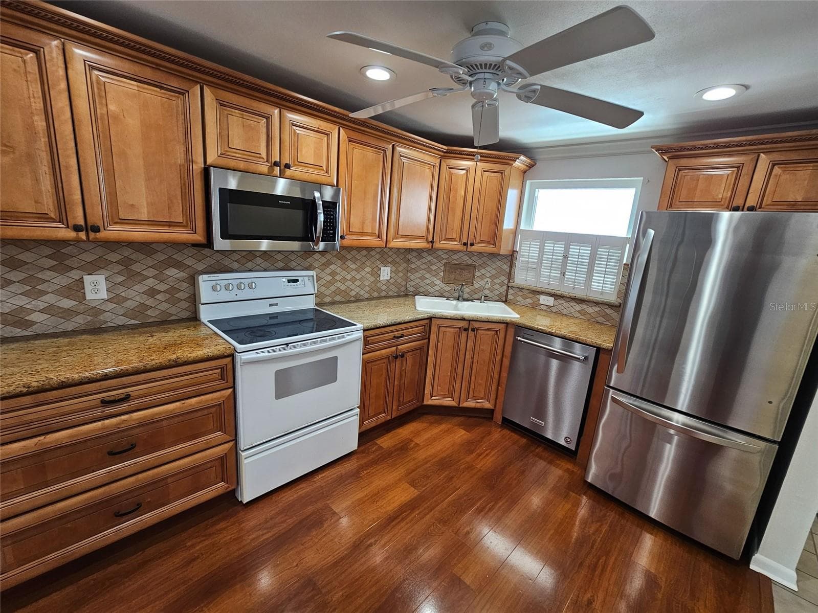 Condominium at 5980 SHORE DR S #901, GULFPORT, photo 5 of 45
