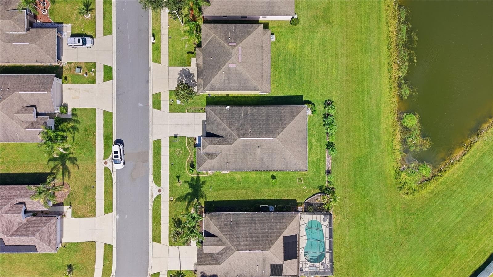 Great Size Home - 3652 MADBURY CIR, LAKELAND