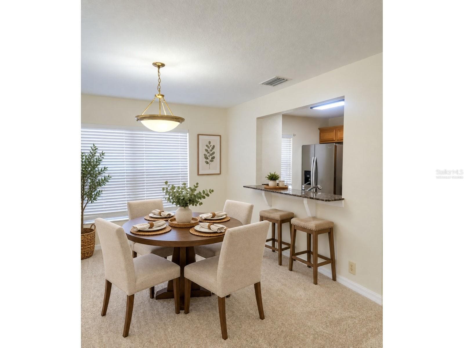 Virtually Staged - Dining Room - 3438 CASTLE STONE CT, VALRICO