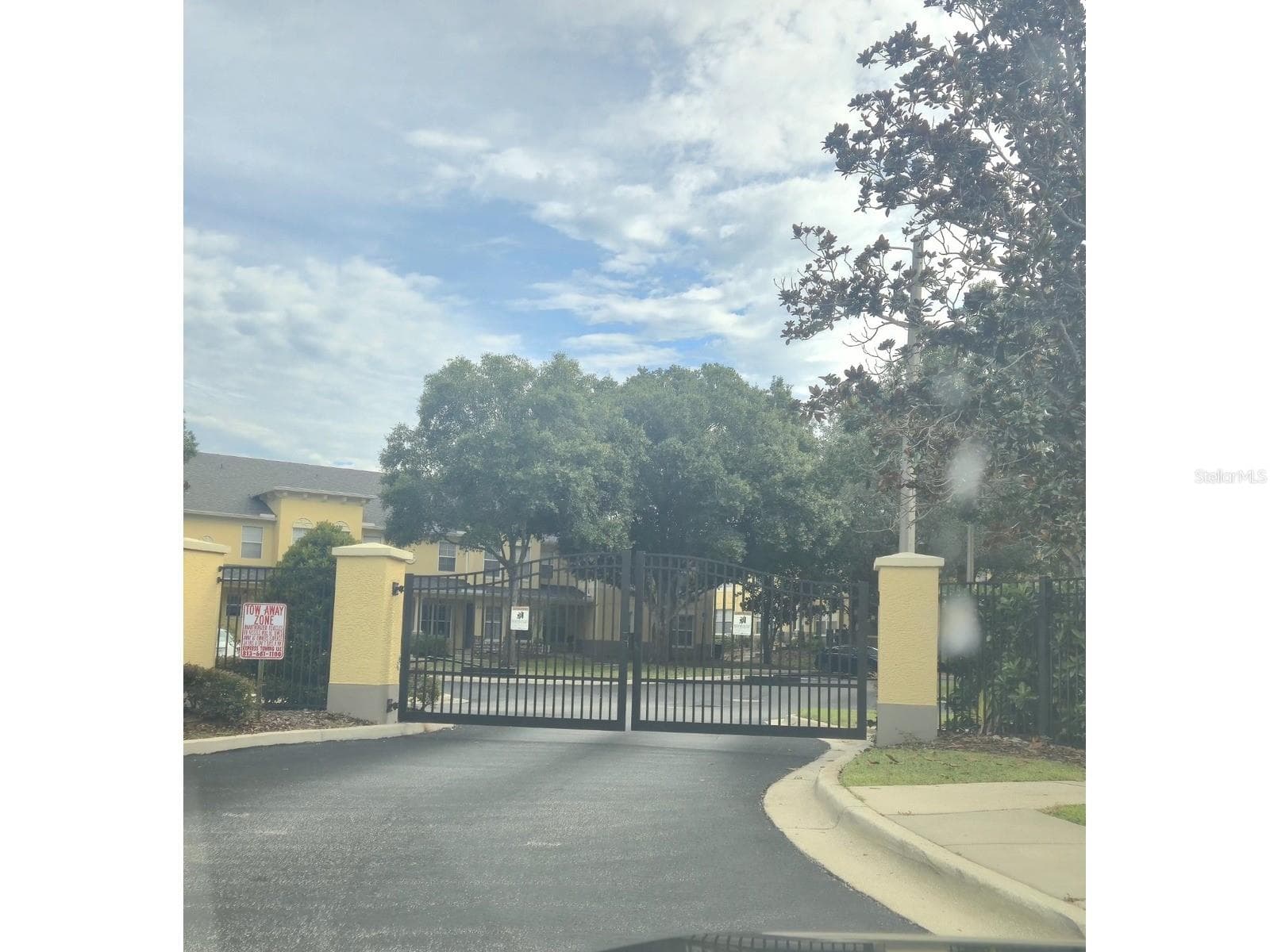 Townhouse at 3438 CASTLE STONE CT, VALRICO, photo 18 of 31