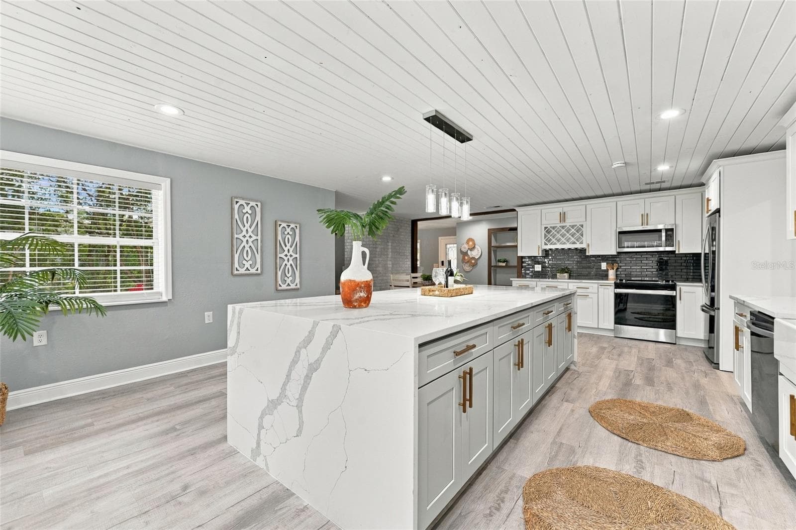 Single Family Residence at 17818 DEERFIELD DR, LUTZ, photo 11 of 32