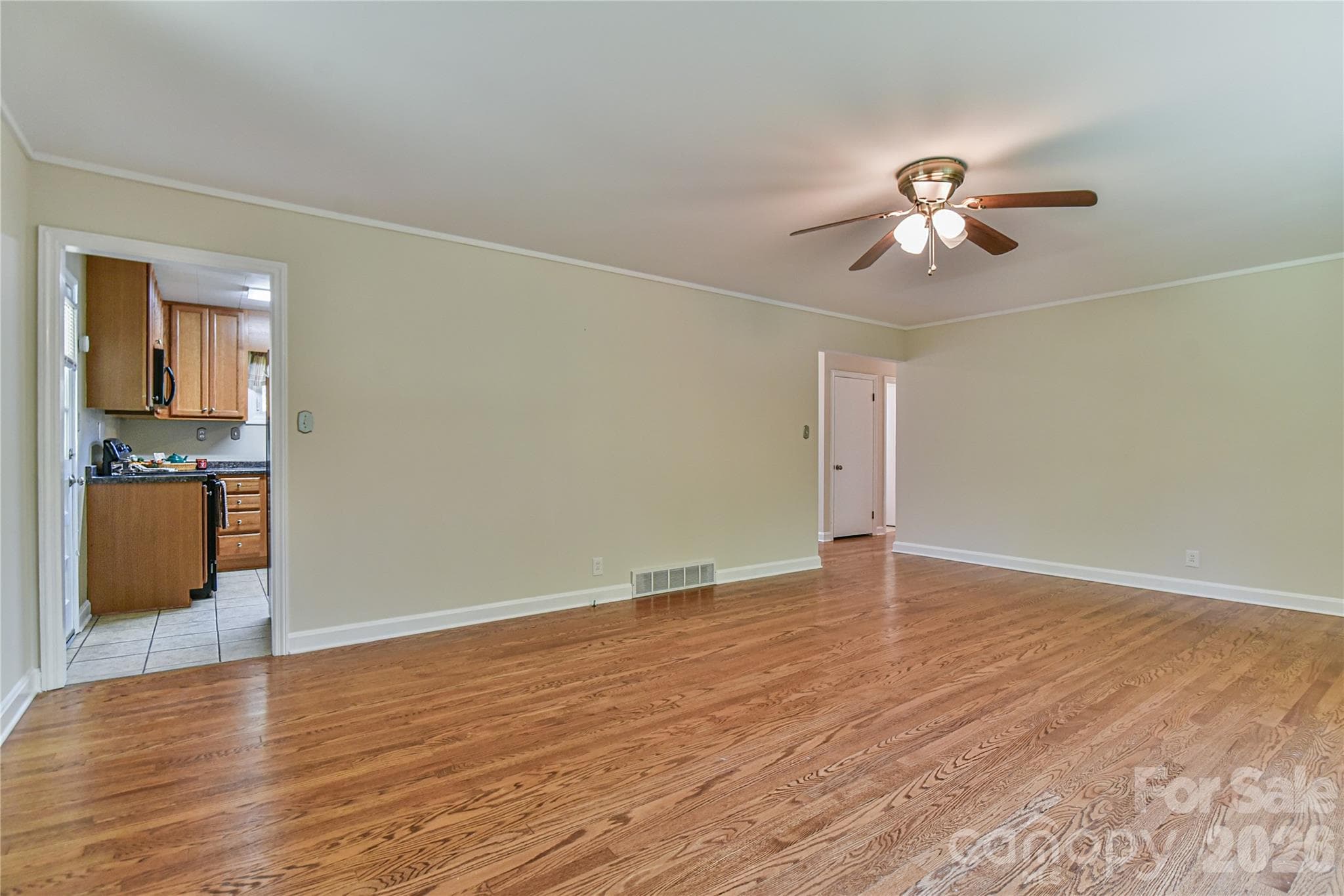 Single Family Residence at 505 Monte Vista Road, Candler, photo 6 of 28