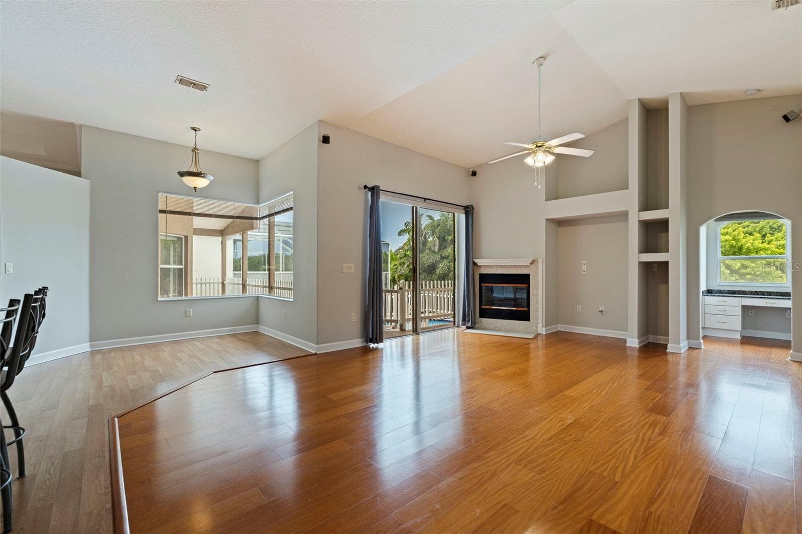 Single Family Residence at 7380 PEBBLE BEACH LN, SEMINOLE, photo 13 of 81