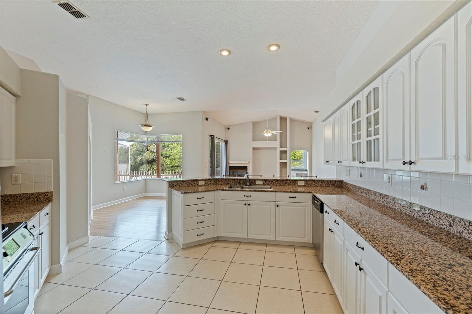 Single Family Residence at 7380 PEBBLE BEACH LN, SEMINOLE, photo 22 of 81