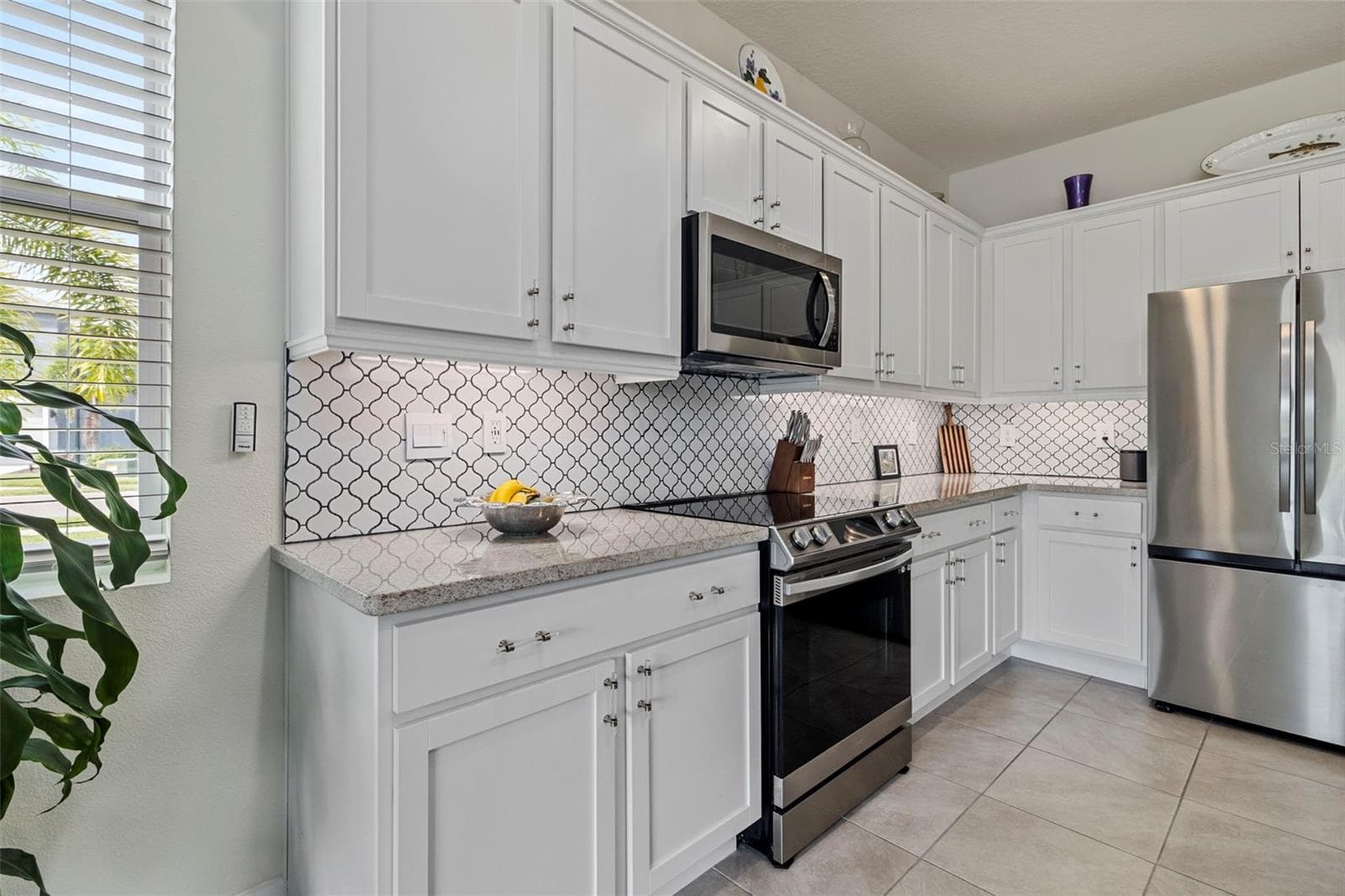 Townhouse at 8915 MILESTONE DR, SARASOTA, photo 7 of 38
