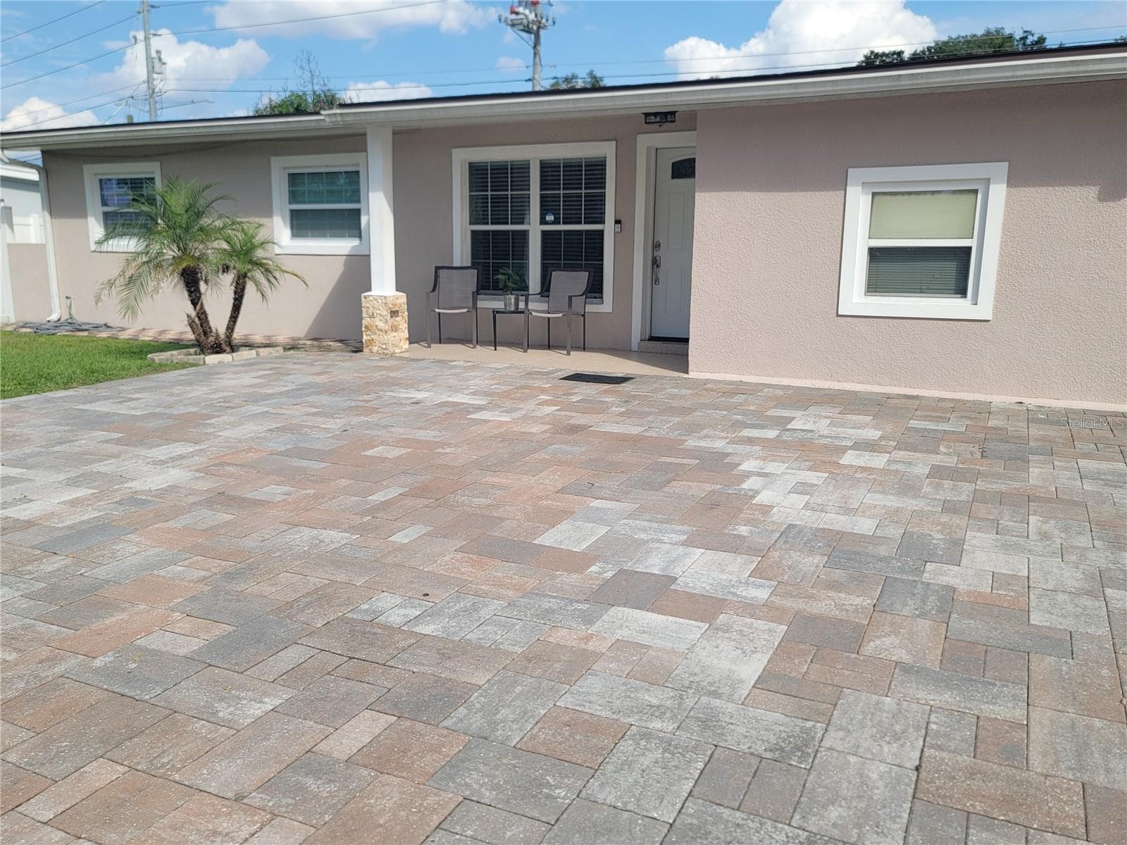 Single Family Residence at 7228 LEIGHTON WAY, ORLANDO, photo 3 of 34