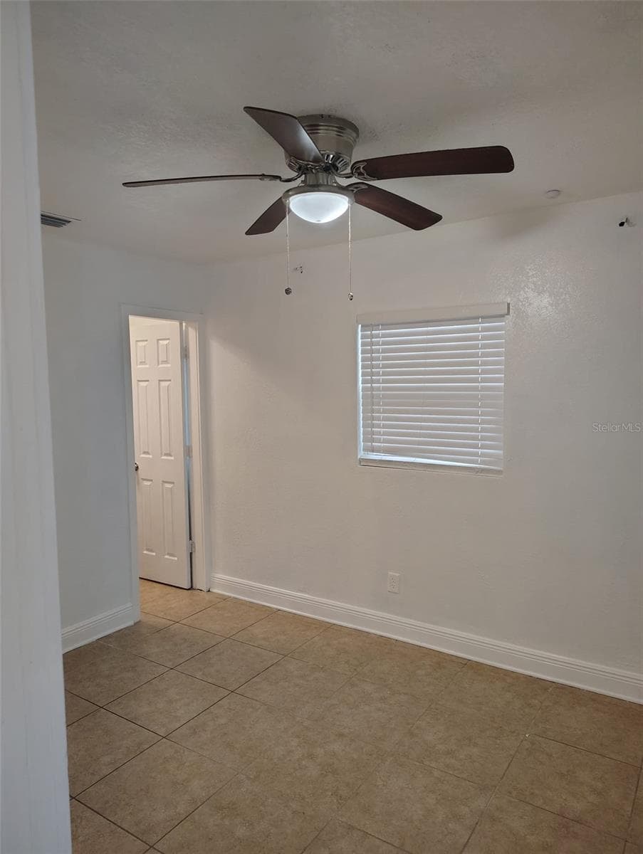 BEDROOM 2 - 6913 BLOSSOM AVE, TAMPA
