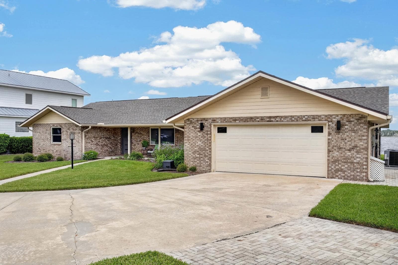 Single Family Residence at 22 EMERALD CIR, ORMOND BEACH, photo 7 of 60