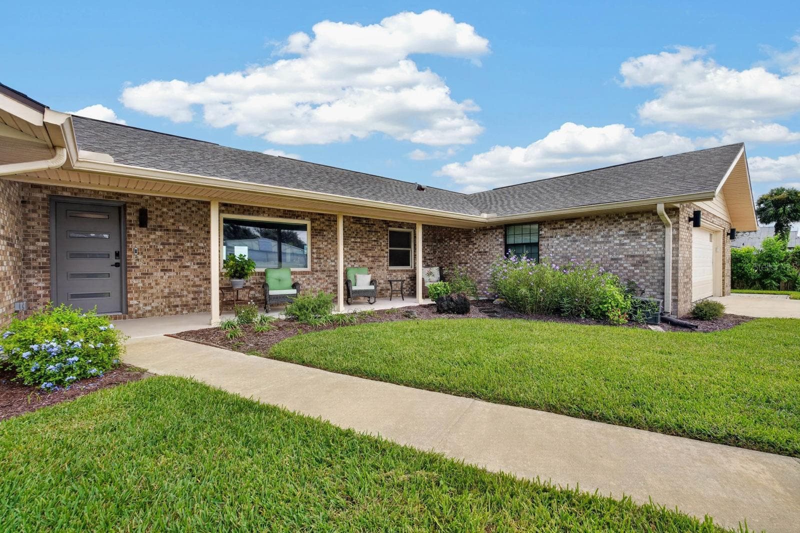 Single Family Residence at 22 EMERALD CIR, ORMOND BEACH, photo 11 of 60