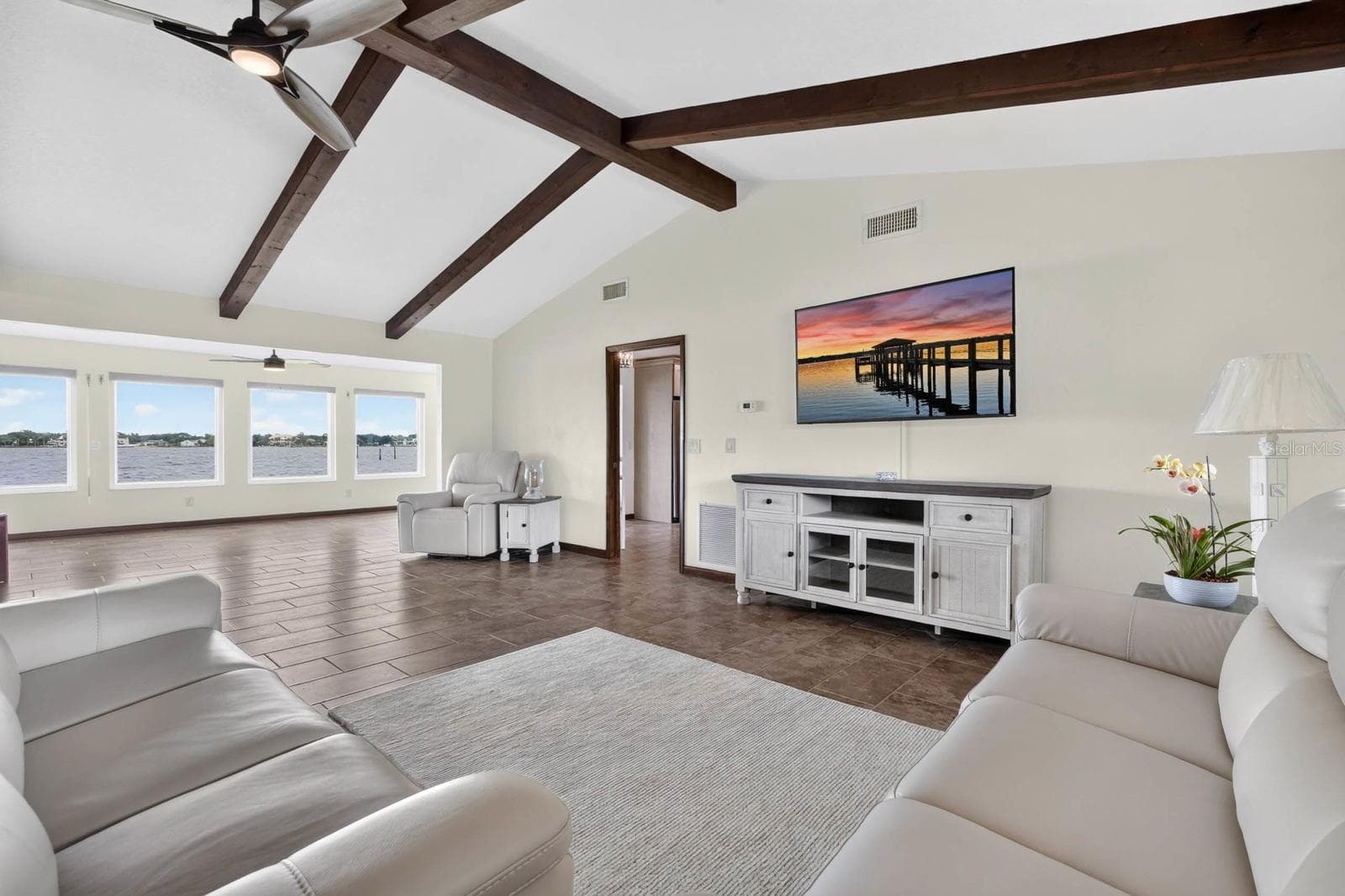 Single Family Residence at 22 EMERALD CIR, ORMOND BEACH, photo 18 of 60