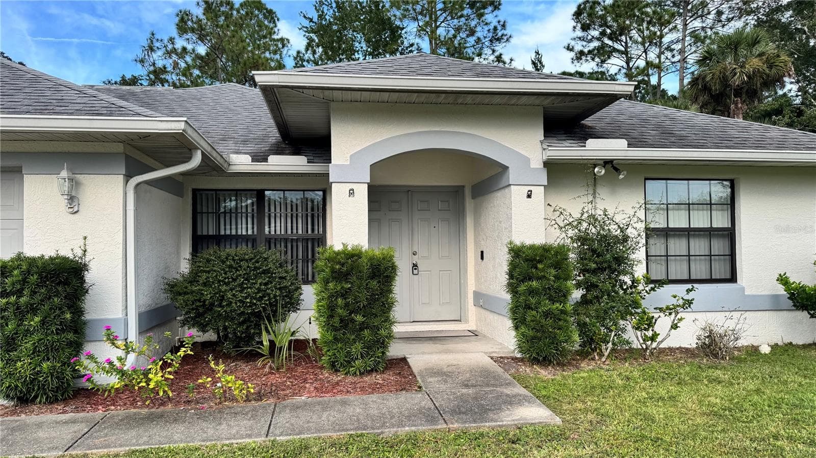 29 WHITE DEER LN