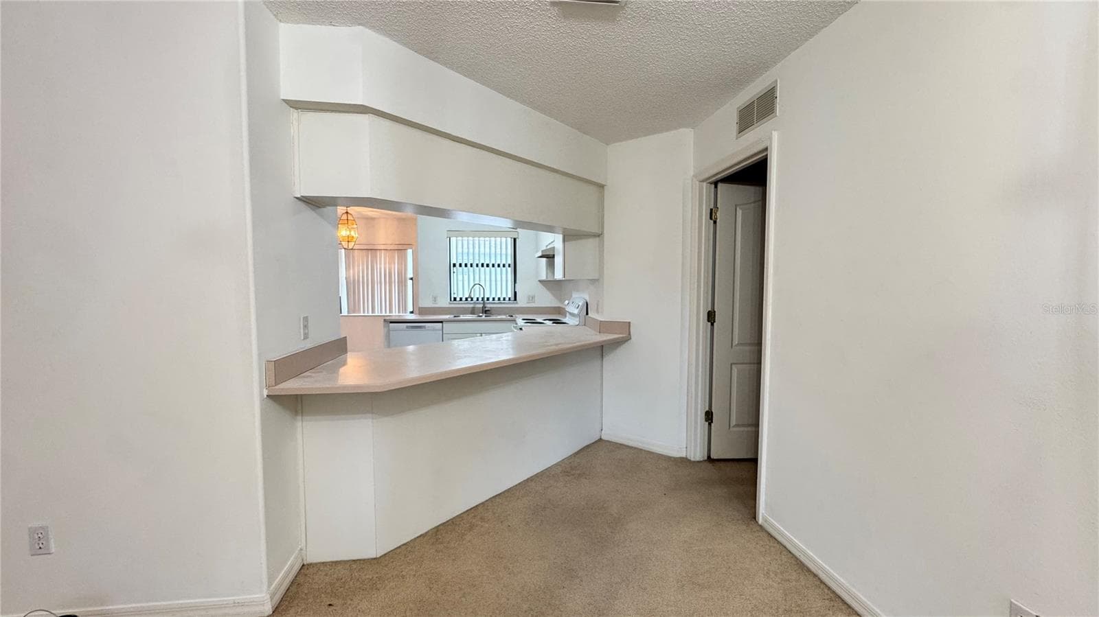 Single Family Residence at 29 WHITE DEER LN, PALM COAST, photo 12 of 42
